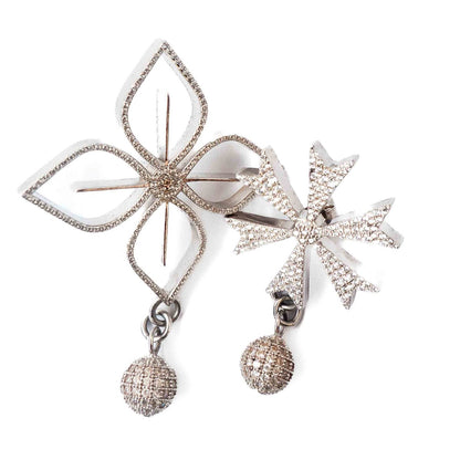 wealth symbol earrings with stone pearls